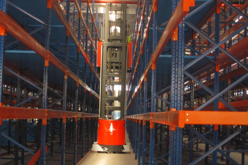 Narrow Aisle (VNA) Racking