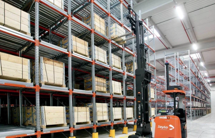 Gravity Flow Racking