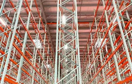 Narrow Aisle (VNA) Racking